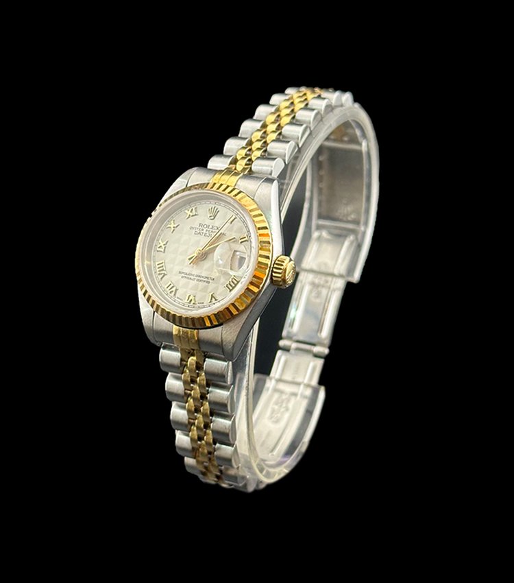 Shop Secondary Image